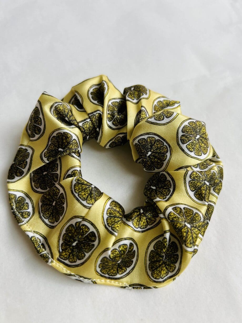 Real silk yellow lemon hand-drawn silk scrunchie